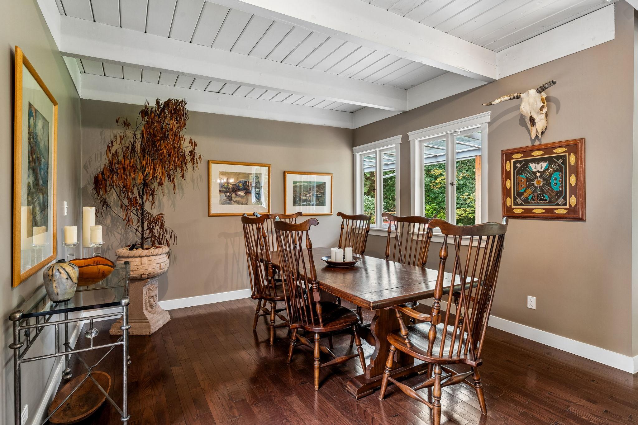 455 MacBeth Crescent, West Vancouver listing image