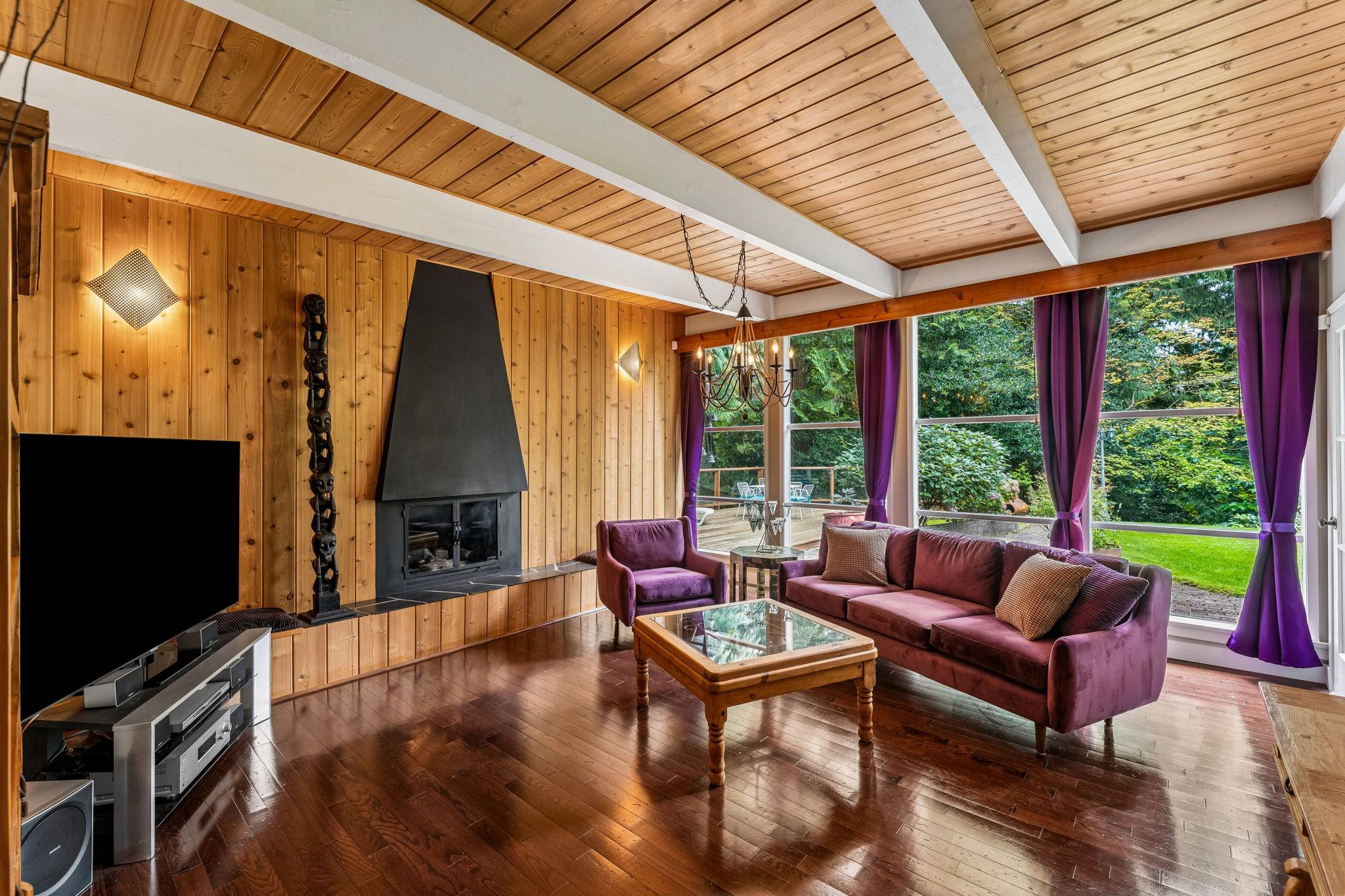 455 MacBeth Crescent, West Vancouver listing image