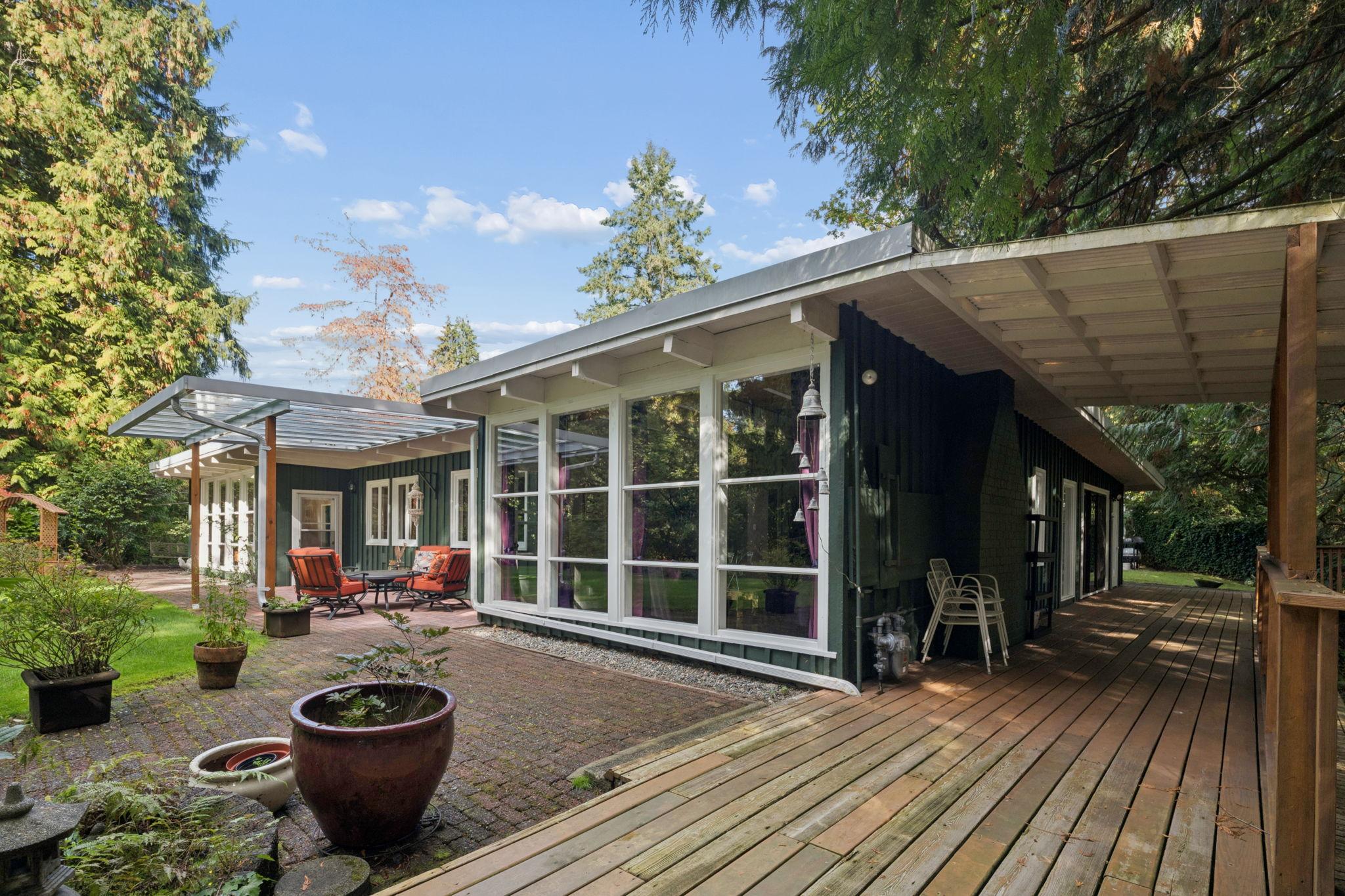 455 MacBeth Crescent, West Vancouver listing image