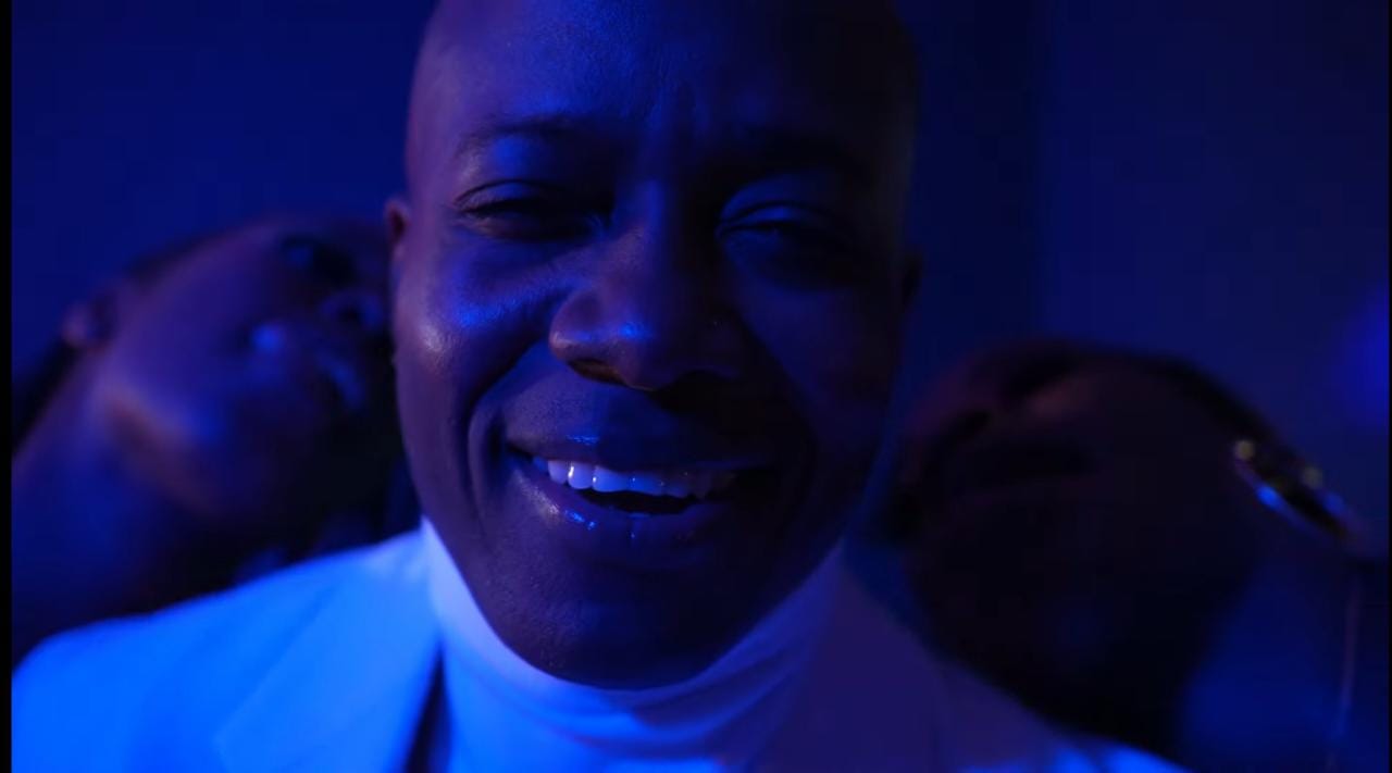 razor b tongue video 1