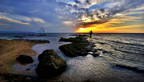 Sunset in the sea Lonely fisherman HDR,Sunset,sea