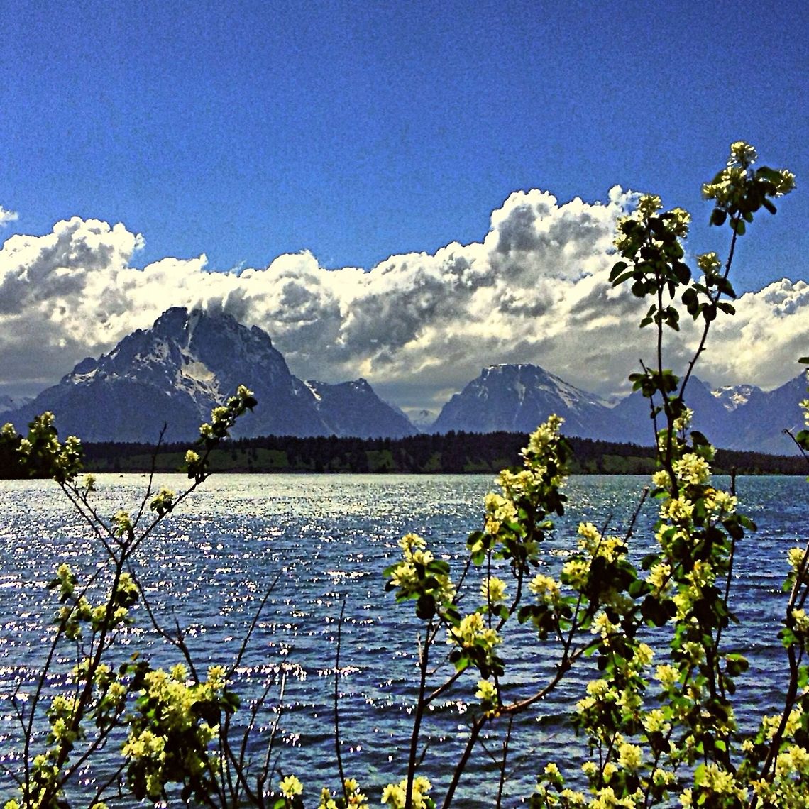 image  Mountains