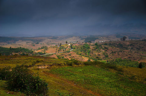 Ranomafana landscapes 4 In our travel from Andasibe to Ranomafana, we could see the climate change from dry and harsh to the moist, clouded and cold weather of Ranomafana.  Geotagged,Madagascar,Ranomafana National Park