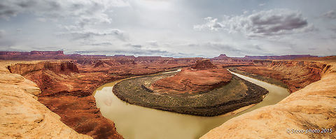 River Bend Colorado River "Canyon Lands" Moab, Utah This image is the result of 8 full frame captures stitched together. canyon lands,moab,river bend,utah