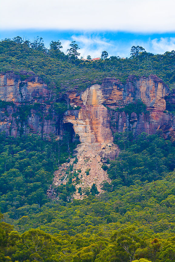 Recent Landslide Rock fall from the escarpment into the Megalong Valley in the Blue Mountains. Australia,Geotagged,Megalong Valley NSW,Natural events,Summer