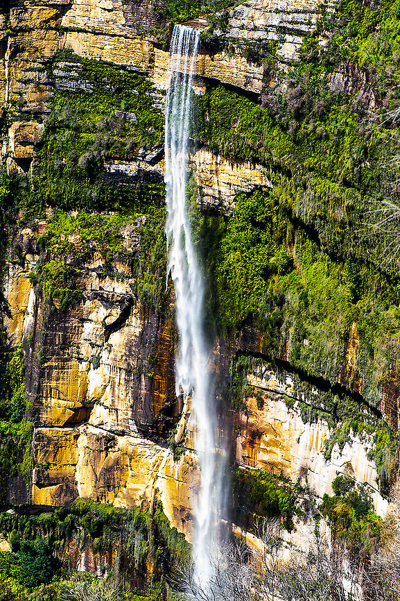 Govett's Leap - Bridal Falls The waterfall cascades 180m to the valley floor Australia,Fall,Geotagged