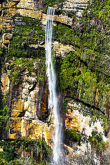 Govett's Leap - Bridal Falls The waterfall cascades 180m to the valley floor Australia,Fall,Geotagged