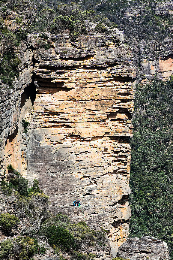 Activity in the Blue Mountains If you look closely Australia,Fall,Geotagged