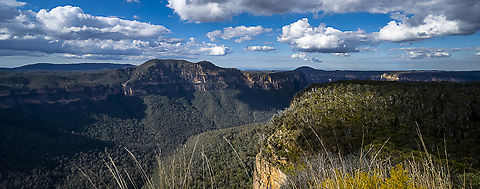 Anvil Rock - The Grose Valley From this vantage point you can get a 360*  view of the Grose Valley. We are blessed to live in these Blue Mountains. The light, the crispness of the air, the staggering views make this a spiritual experience. Australia,Fall,Geotagged,Spring,United Kingdom