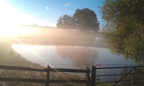 Park and pond  Geotagged,United Kingdom