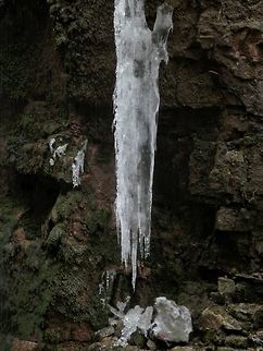 Frozen waterfall The Tbilisi waterfall Leghvtakhevi is in a shady canyon so part of it freezes in winter.
https://www.jungledragon.com/image/48387/tbilisi_waterfall_leghvtakhevi.html Georgia,ice
