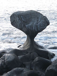 Kannesteinen ThIs stone (Kannesteinen) is a famous touristattraction in Norway. The stone has been formed by the Atlantic ocean for many many years. Many people have been climbing to the top of it. Atlantic Ocean,Geotagged,Kannesteinen,Norway