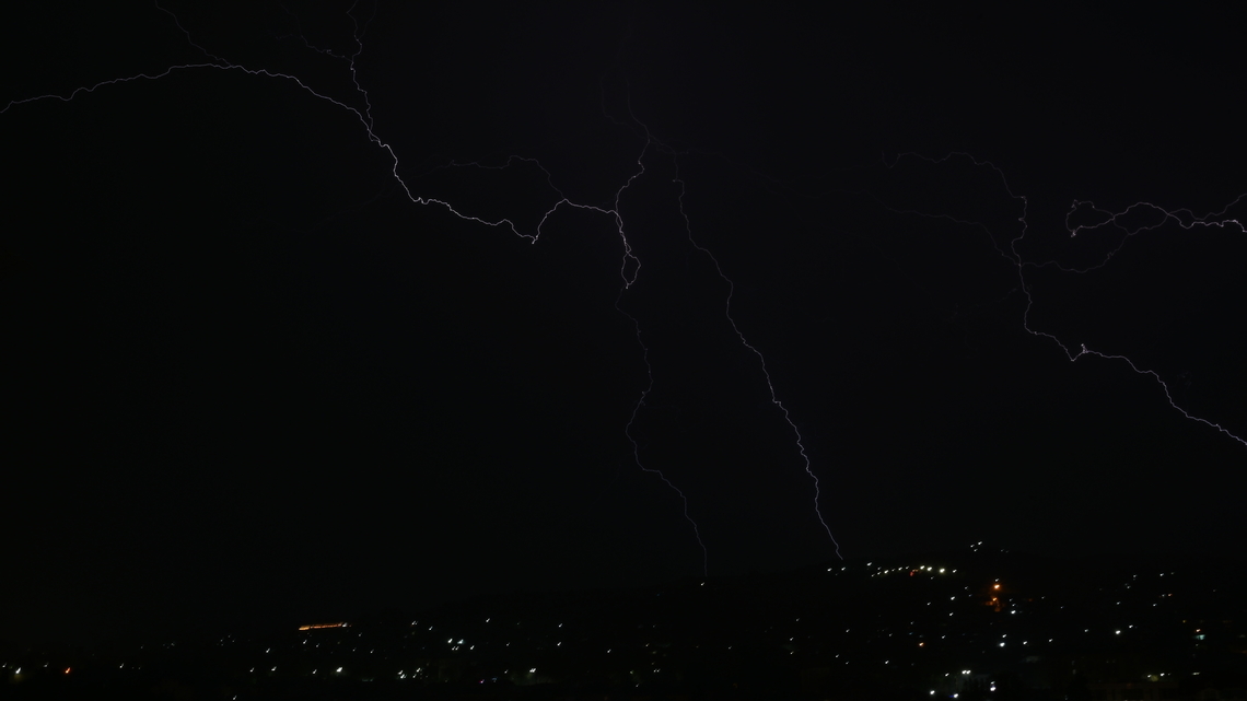 Electrostatic discharge, 번개 Natural electrical discharge, there is no scientific name.<br />
I took this picture at Dushanbe, Tajikistan. Atmospheric electrical discharge,Electrostatic discharge,Geotagged,Spring,Tajikistan,밤번개