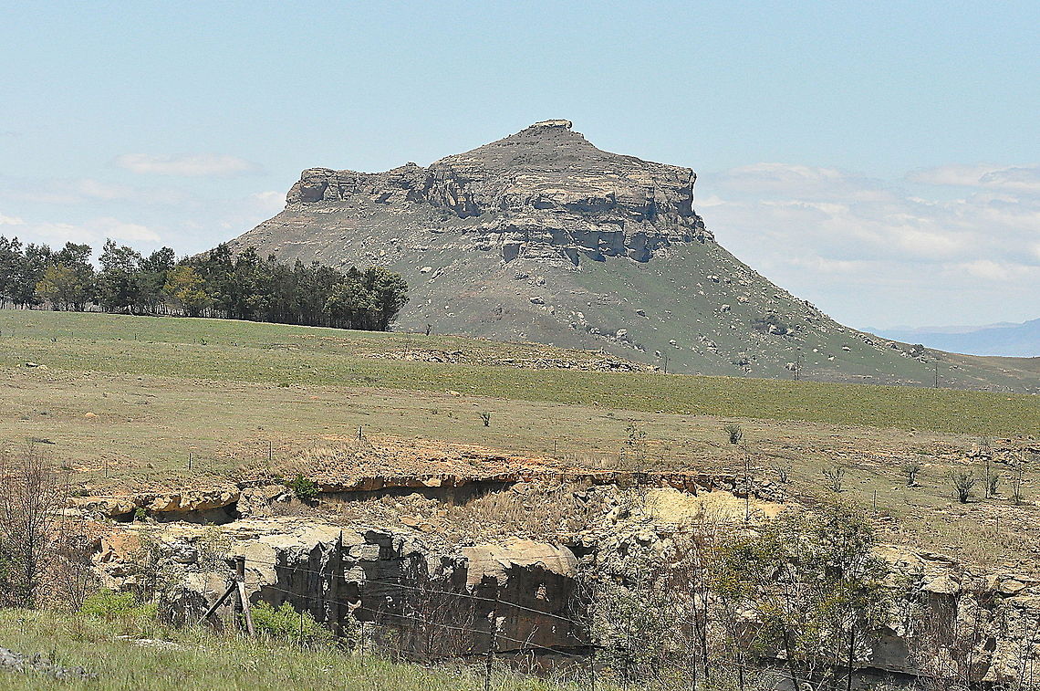 Drakensberg_view3  Drakensbergen,mountain