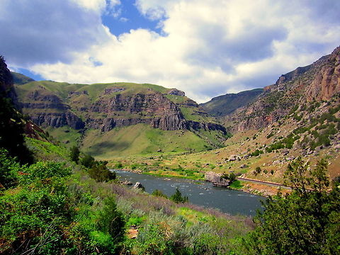 Bighorn River The Bighorn River as it flows out of Boysen Reservoir in Boysen State Park, Wyoming. Geotagged,Landscapes,State Park,United States,Wyoming