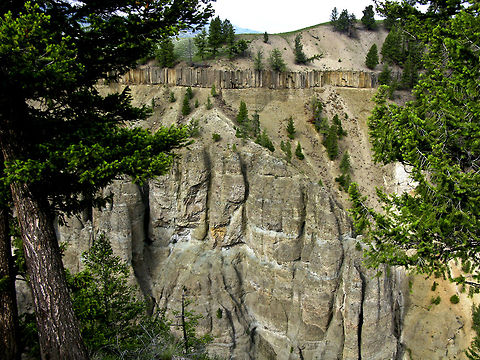 Sheepeater Cliff Columns of basalt as a result of a lava erruption half a million years ago make up this Sheepeater Cliff at Yellowstone. Landscapes,Wyoming,Yellowstone National Park
