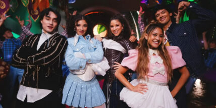 Descendants Wicked Wonderland cast perform new song on American Idol