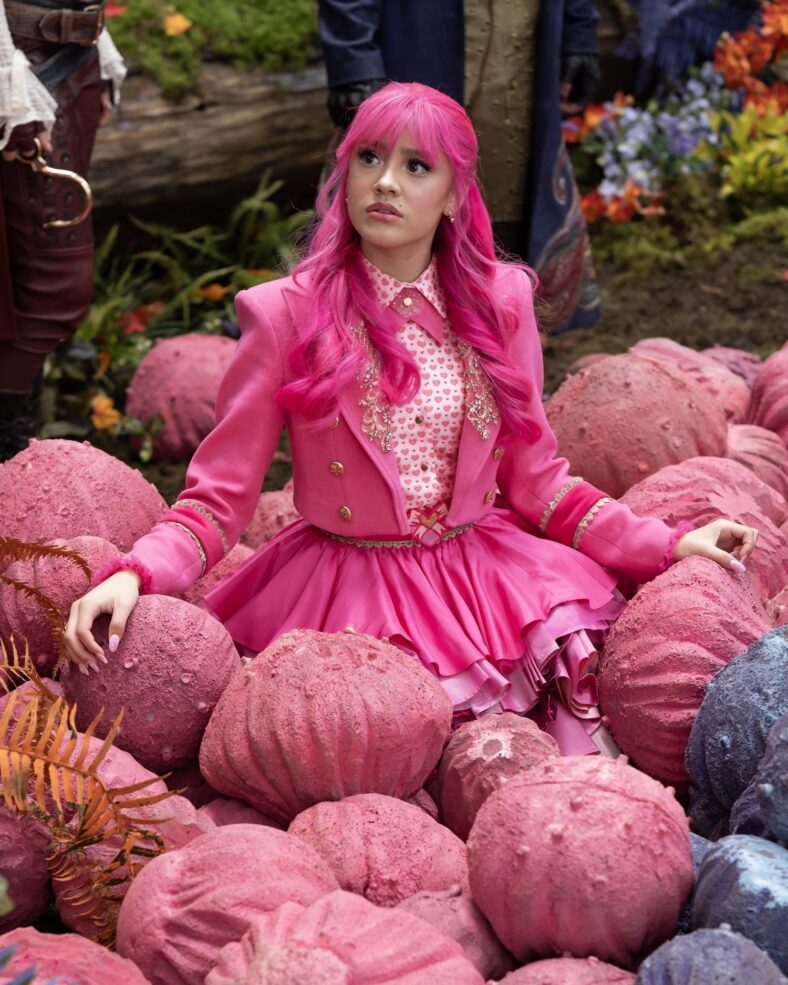 Still of Liamani Segura in Descendants: Wicked Wonderland