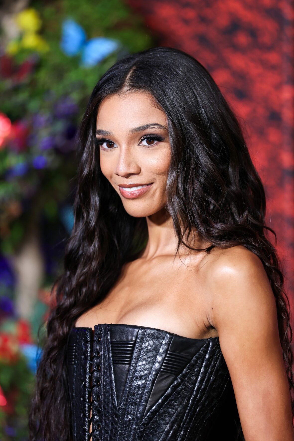 Malia Baker attends the Descendants: Wicked Wonderland premiere