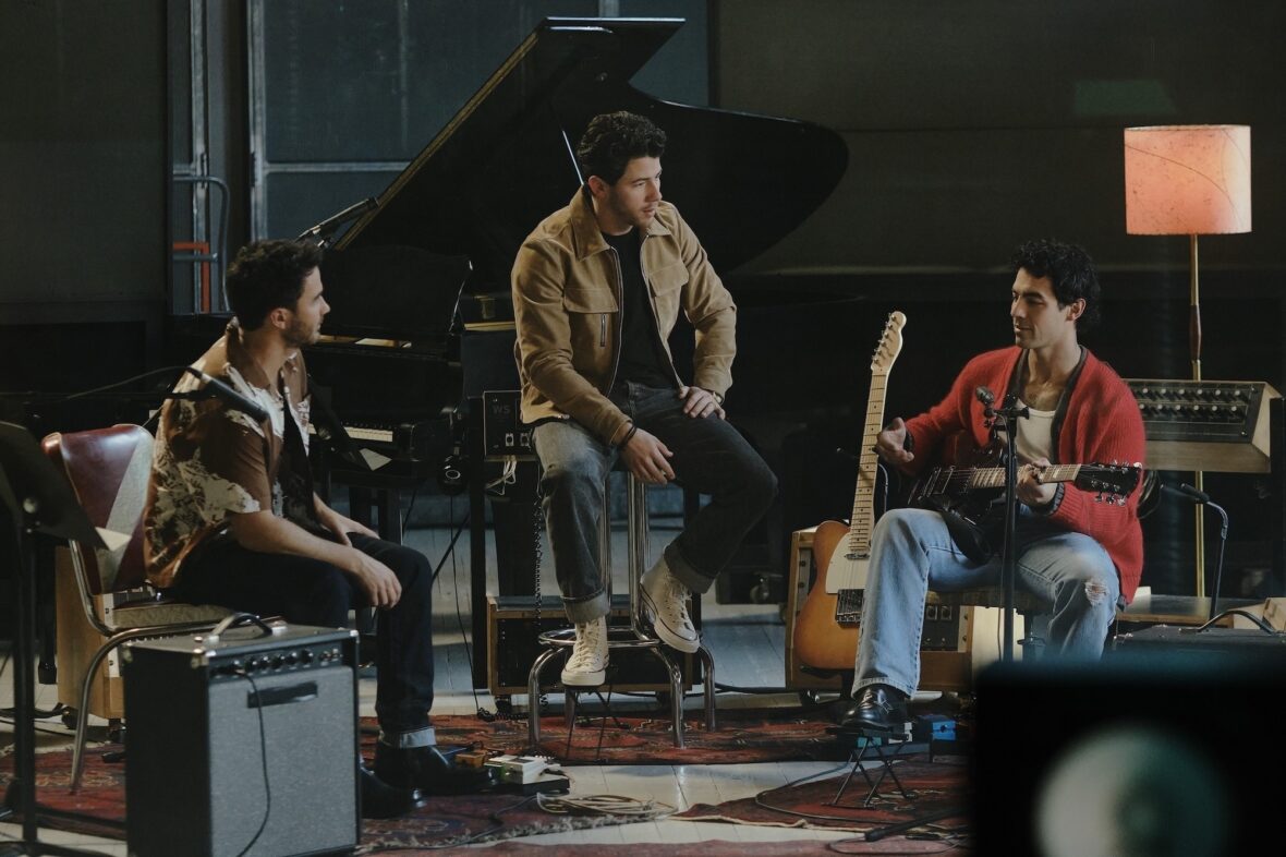 New still of Jonas Brothers in Camp Rock 3