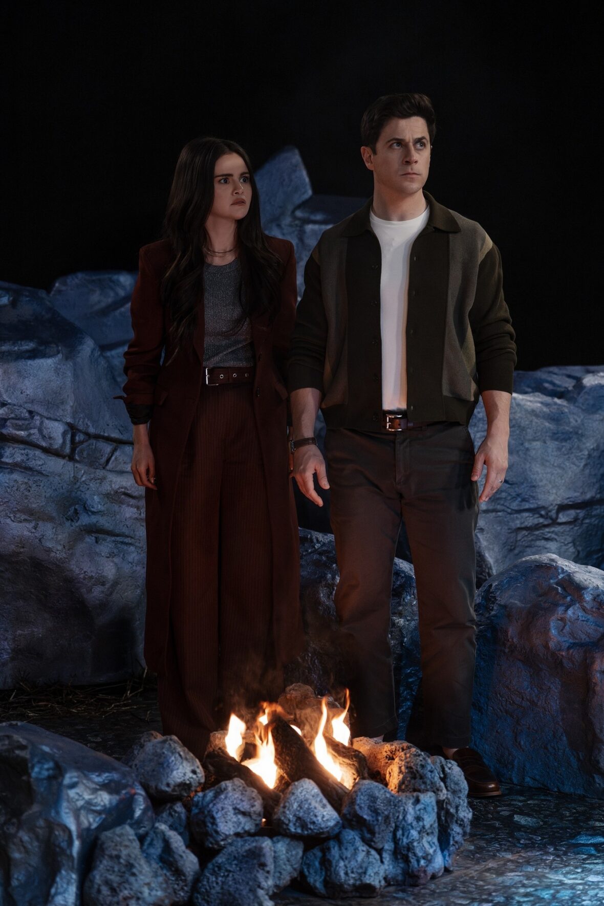 Still of David Henrie and Selena Gomez in Wizards Beyond Waverly Place season 3