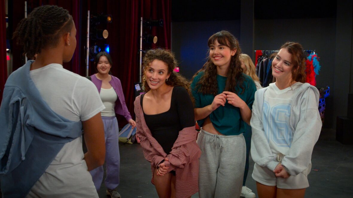 Still of Peyton Jackson, Sofie Dossi, Jordana Summer, Sophia Chapdelaine in Hollywood Arts