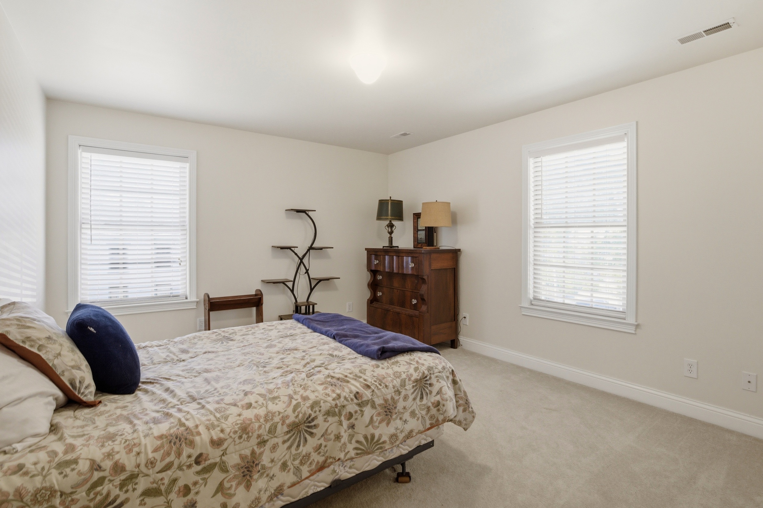 21_50675437-5785-4521-ac89-317a21075173