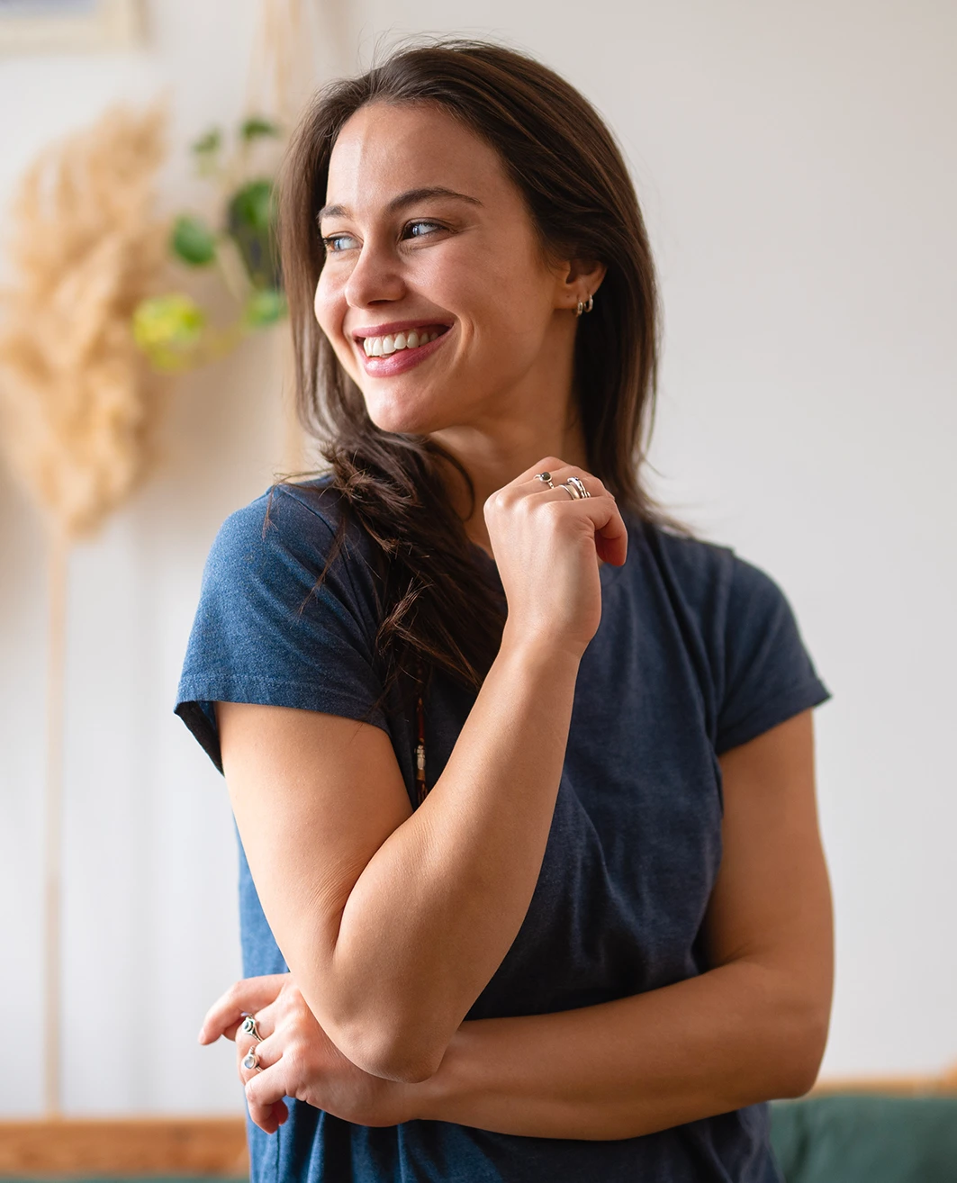 Woman in t-shirt smiling