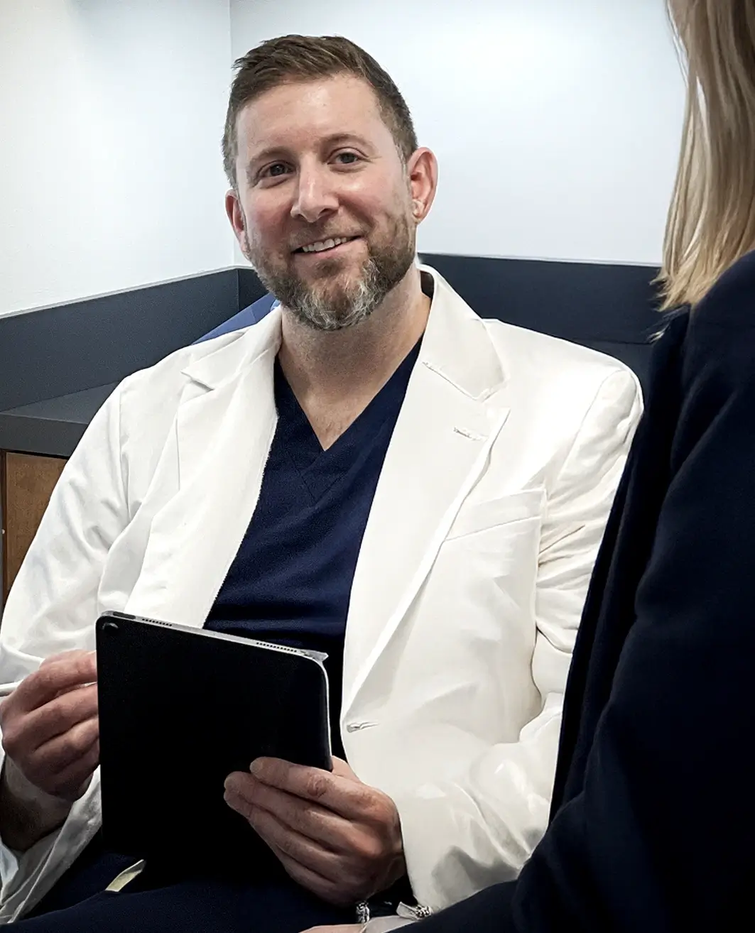Dr. Mathew Plant Speaking with Patient