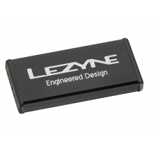Low Cut Cleats Shoes + Lezyne 
