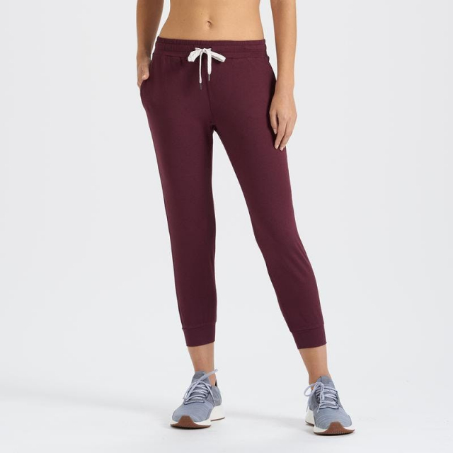 Vuori / Women's Performance Jogger
