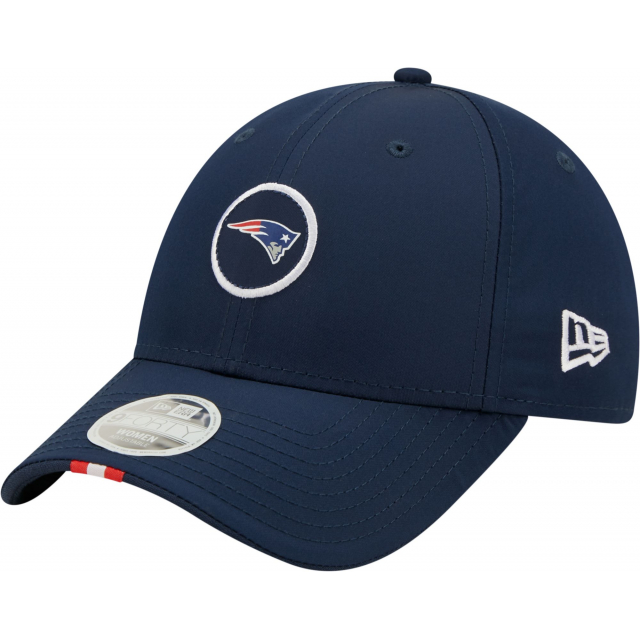 New Era / Women's New England Patriots Logo Sleek 9Forty Adjustable Hat