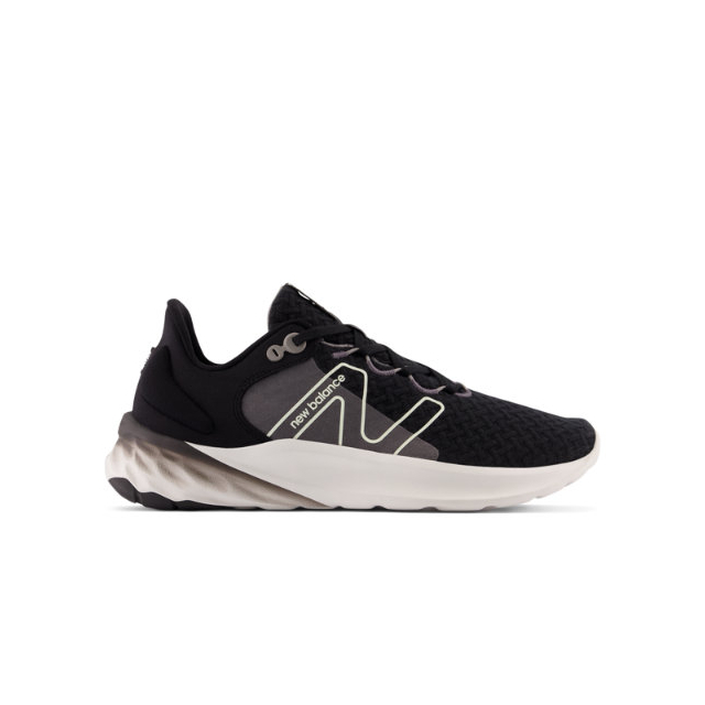 New Balance / Men's Fresh Foam Roav v2