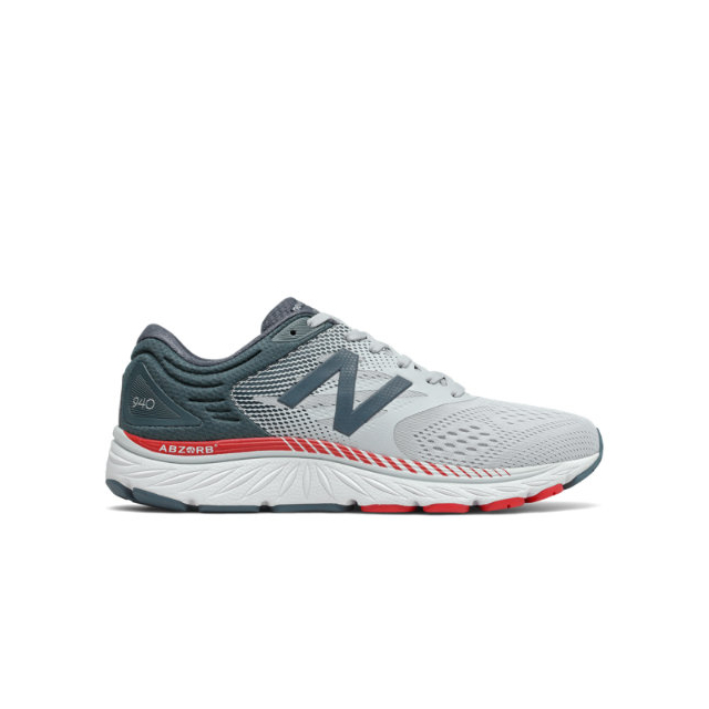 New Balance / Men's 940 v4