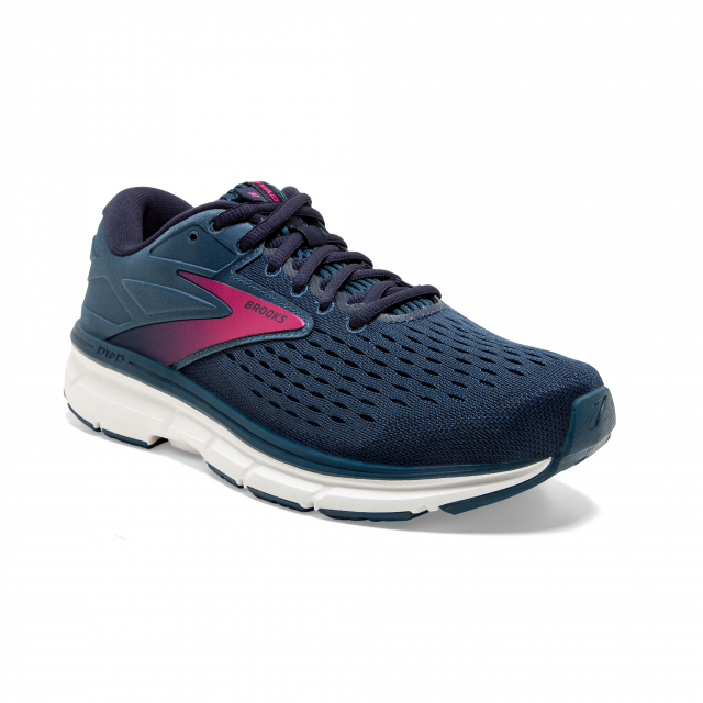 Brooks Running / Women's Dyad 11