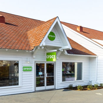 Crocs at Broadway at the Beach