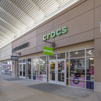 Crocs at Chicago Premium Outlet