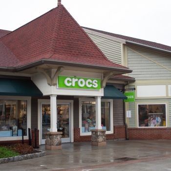 Crocs at Woodbury Commons