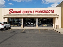 Brown's Shoe Fit Clovis