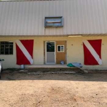 J&T Dive Shop