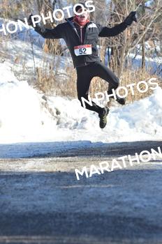 https://s3.amazonaws.com/media.marathon-photos.com/photos/Sports/STCA/2019/Hypothermic%20Half%20Montreal/fullsize/HMAB0285.jpeg
