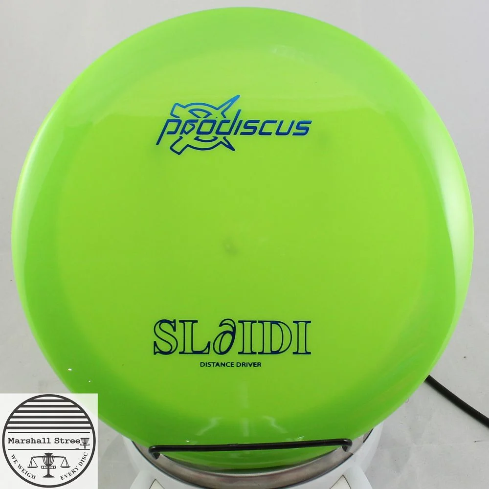 Ultrium Slaidi