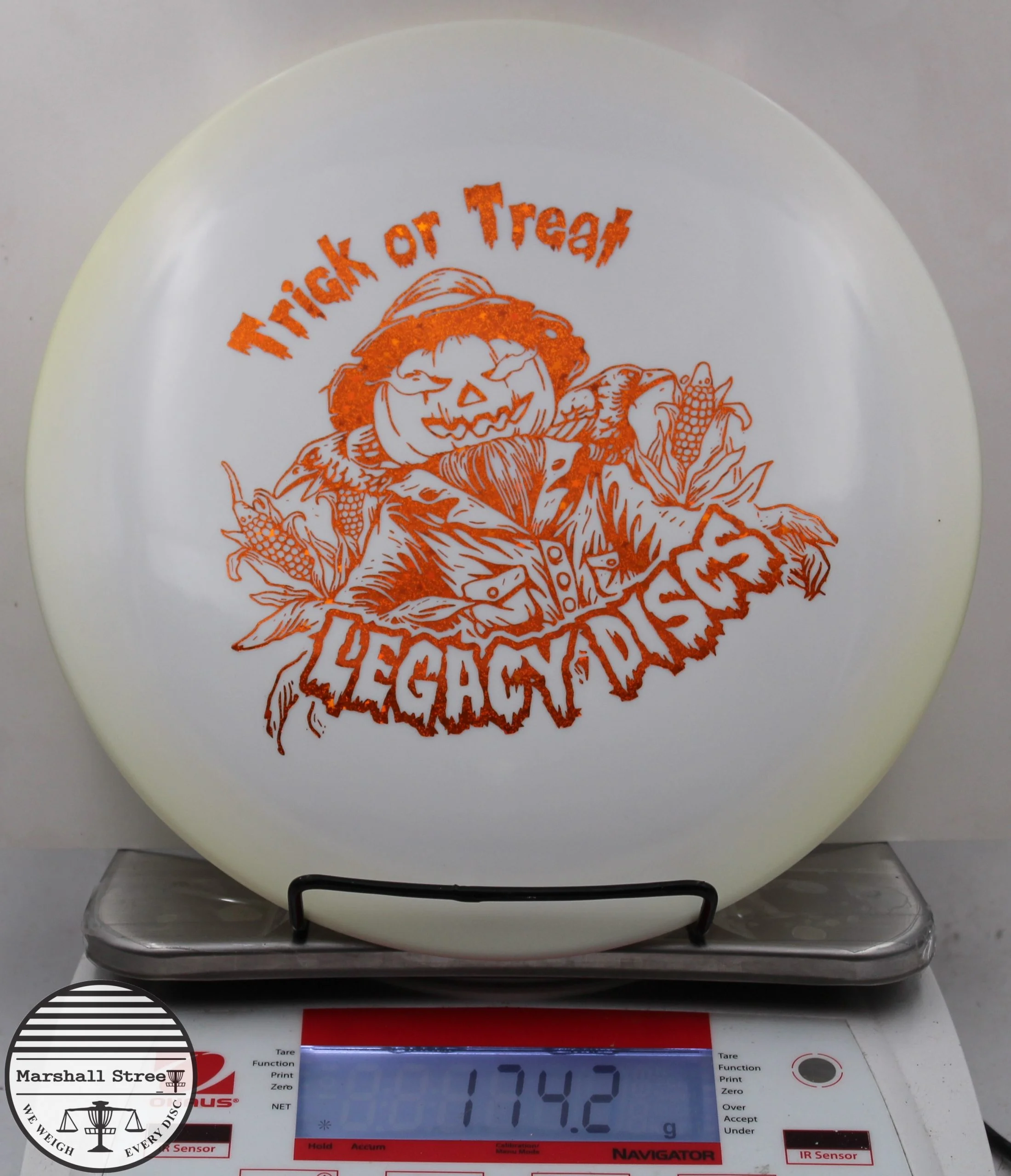 177973.jpg Icon Fighter, Trick Or Treat - #16 Whiteish, 174