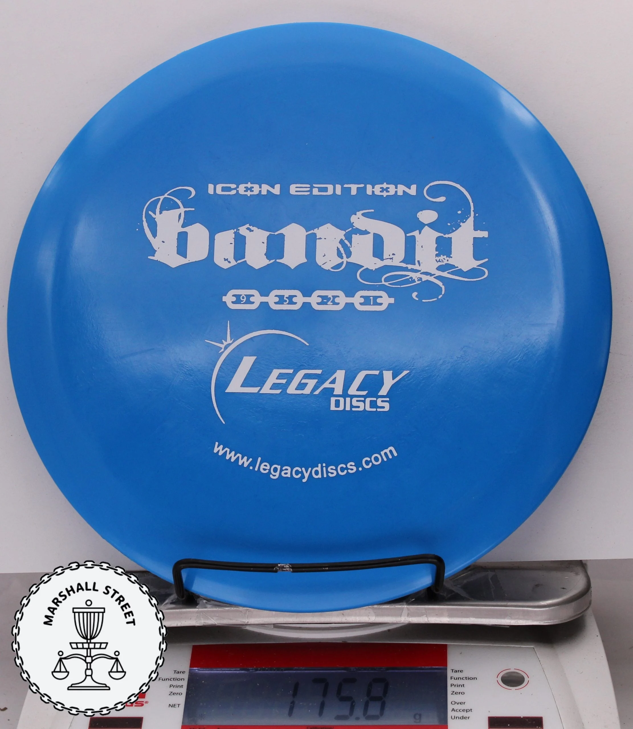 61493.jpg Icon Bandit - #01 Blue, 176