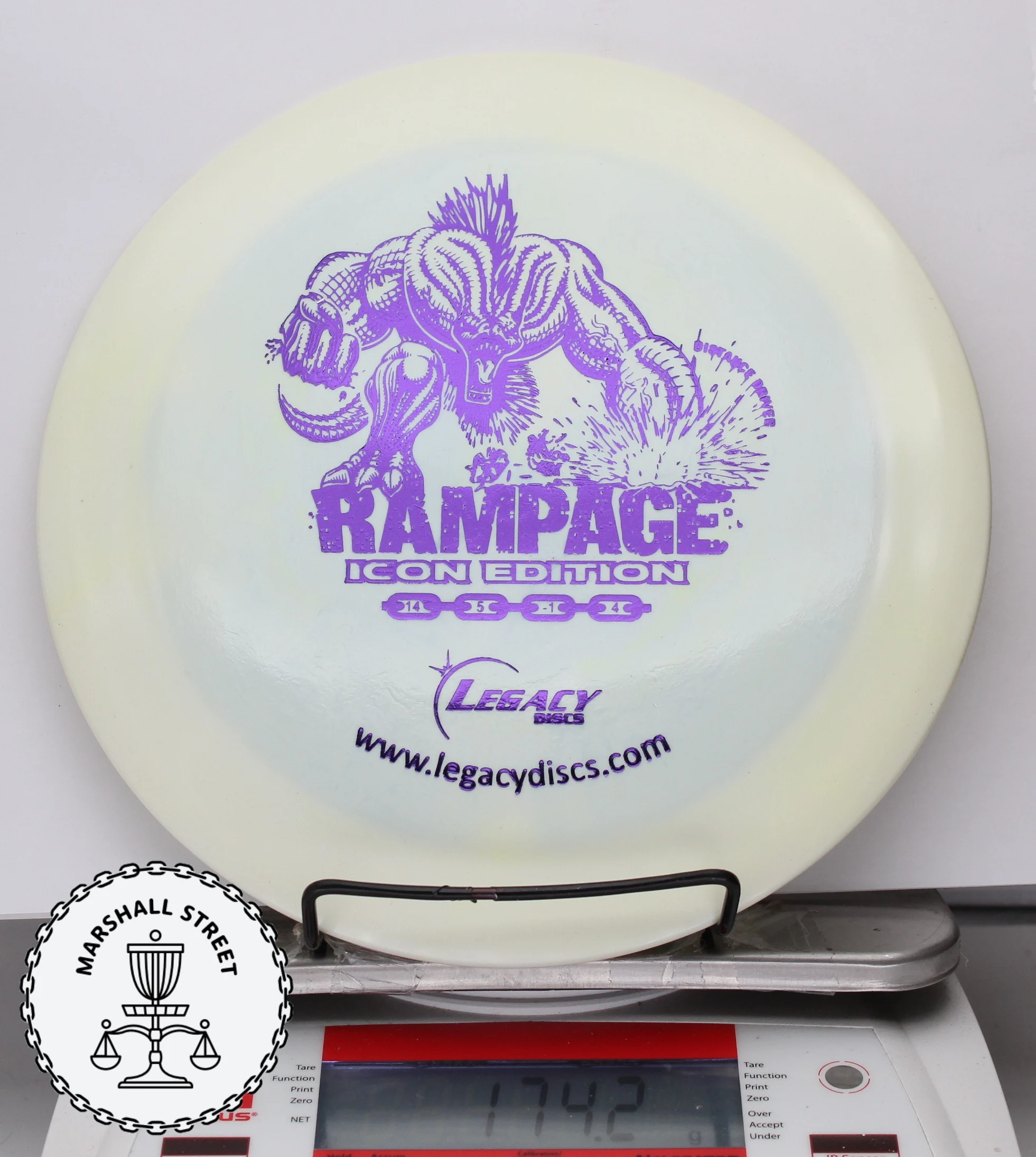 9013.jpg Icon Rampage - #19 White, 174
