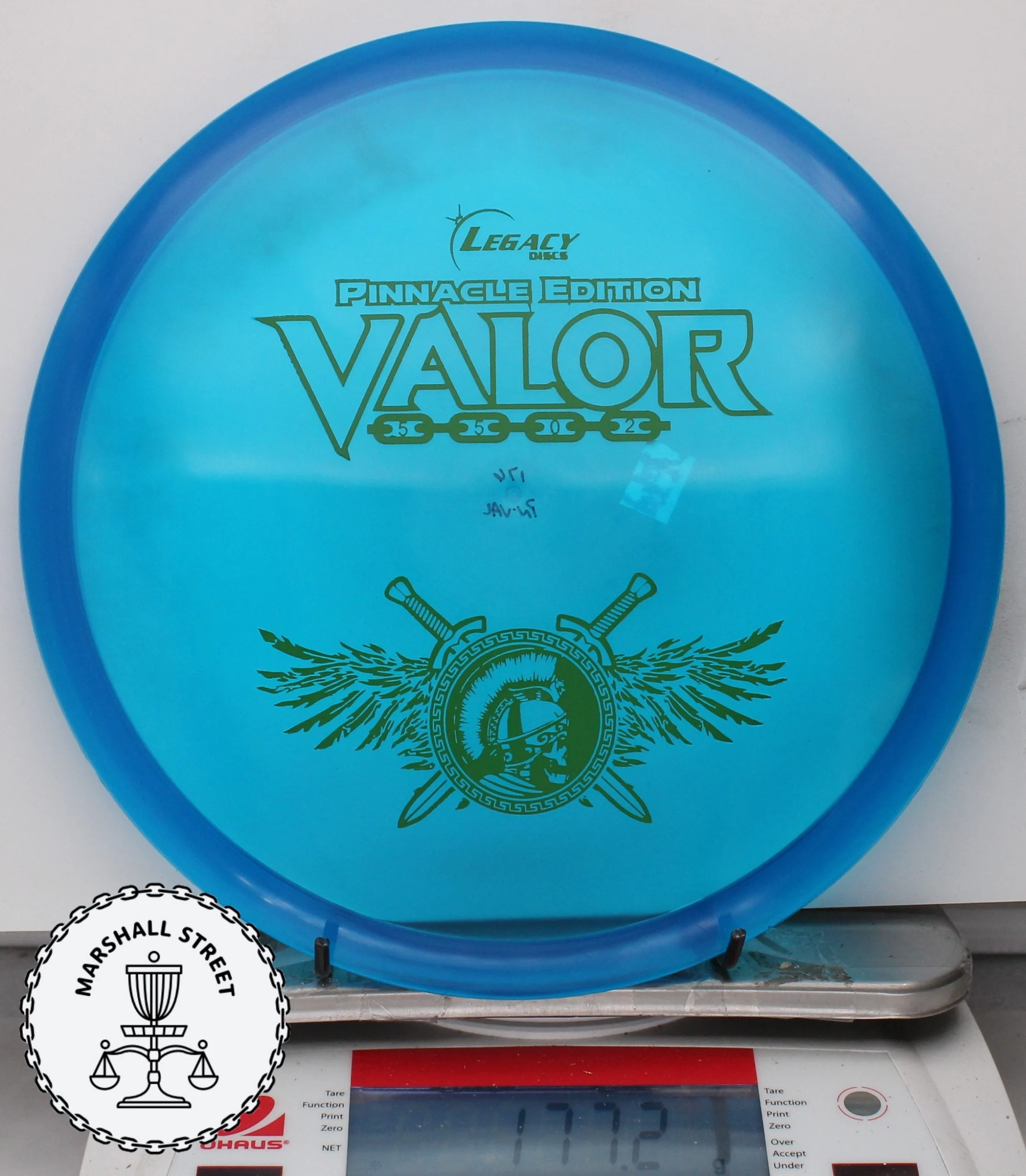 115895.jpg Pinnacle Valor - #42 Blue, 177