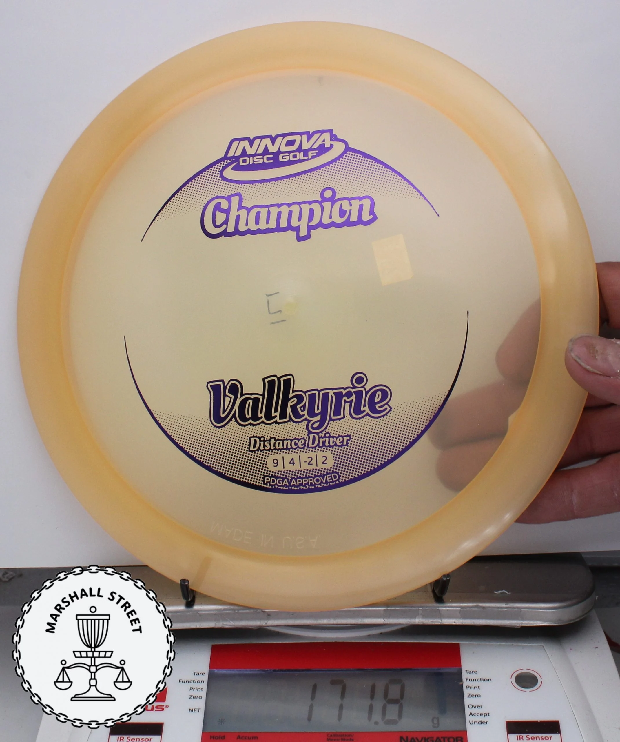 122745.jpg Champion Valkyrie - #63 LtPeach, 172