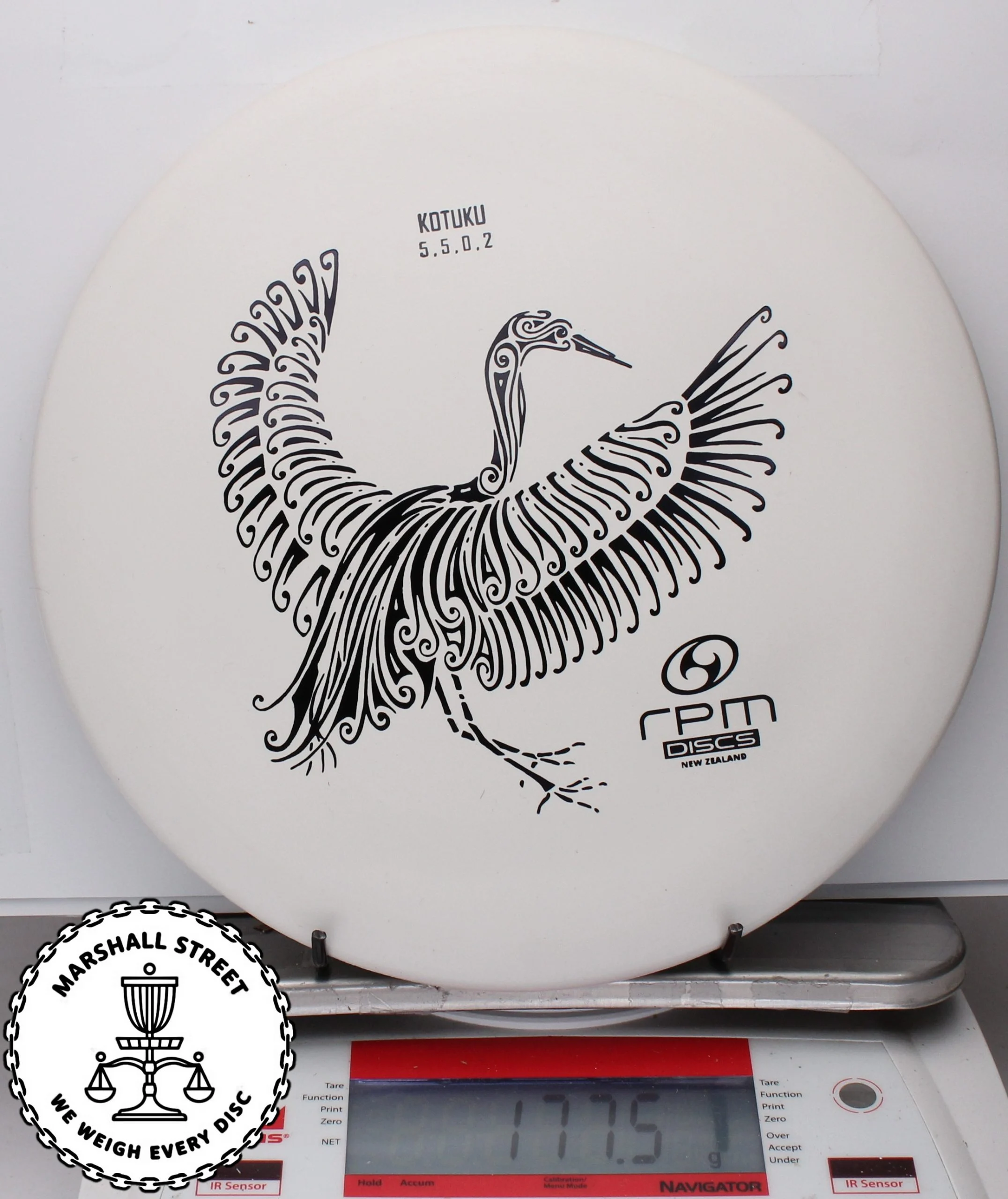 155534-2.jpg Magma Kotuku, Medium - #32 White, 177