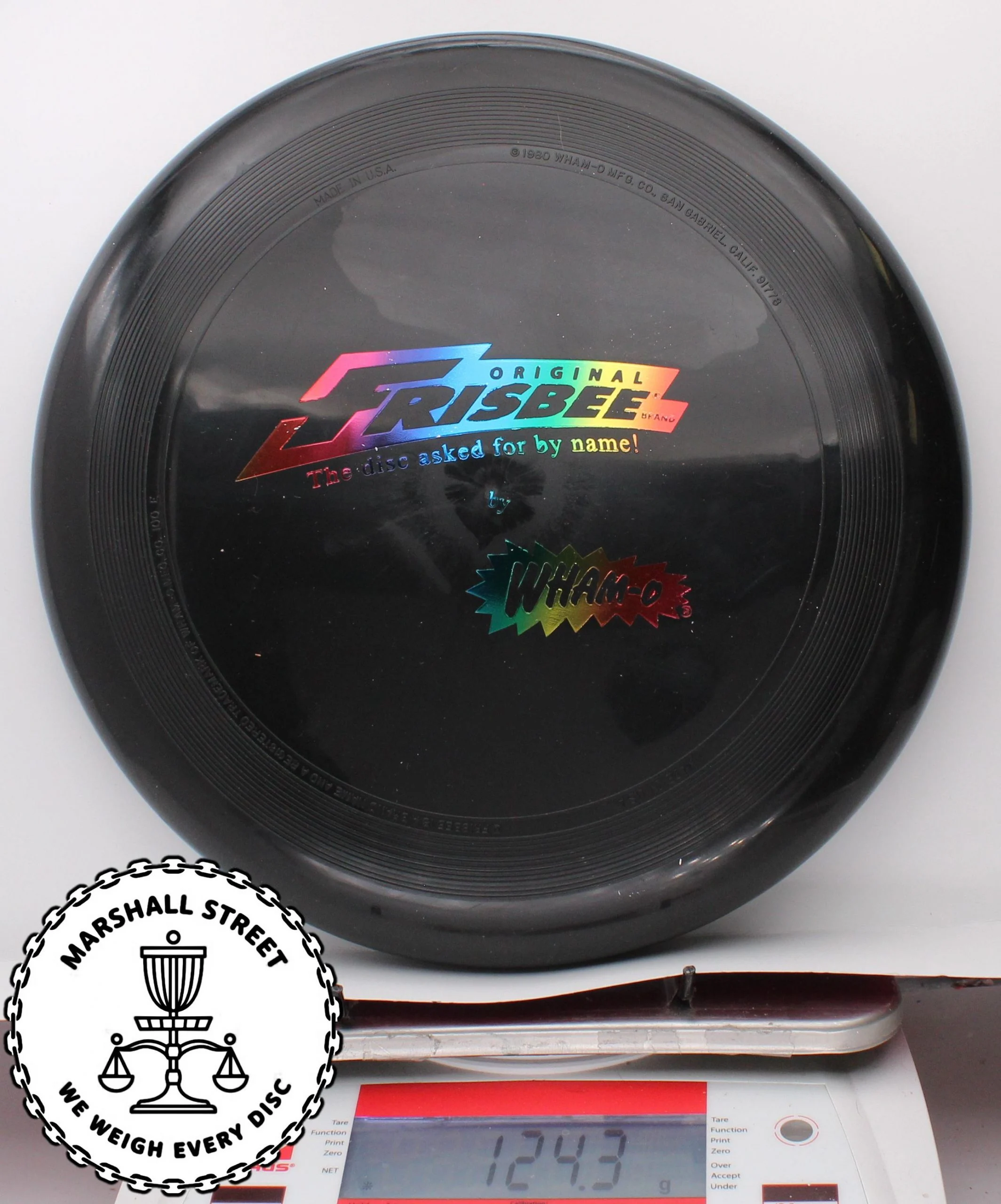 213235.jpg Wham-O Collegiate, 100 Mold - #10 Black, 124