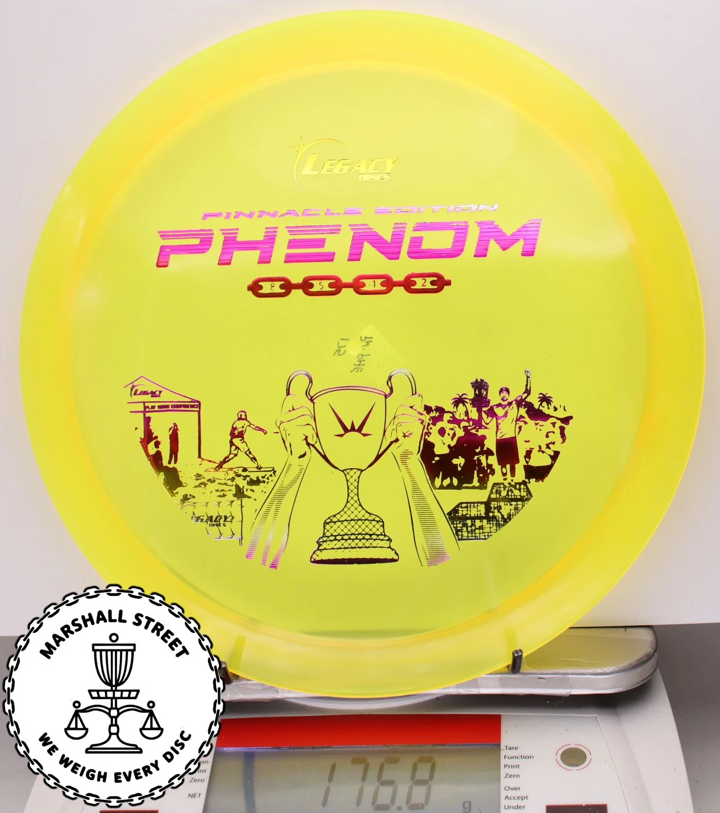 230599.jpg Pinnacle Phenom - #21 Golden, 177